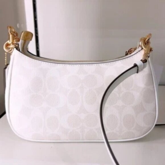 Coach Cream and Gold Signature Shoulder Bag Fashion❤️🎉🎉 - Picture 5 of 5